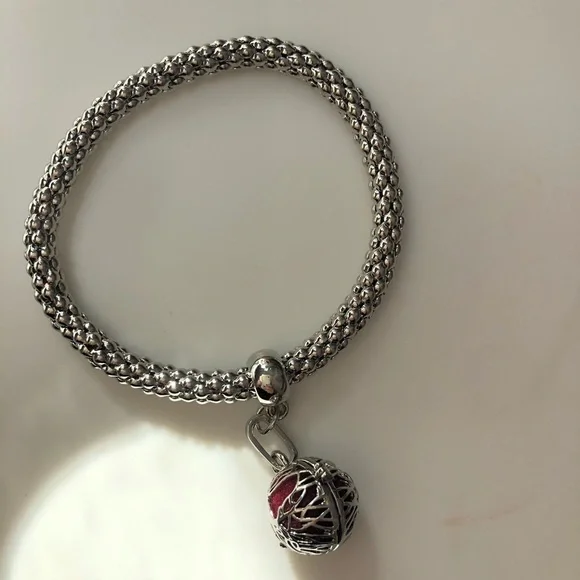 OPTIONS Antique Silver Stone Aromatherapy Pendant Essential Oil Diffuse Jewelry - Picture 6 of 9